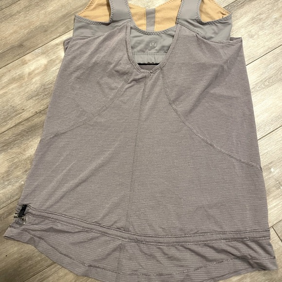 Lululemon Athletica Run For Your Life Tank in Lavender Gray Size 4 - Picture 5 of 7